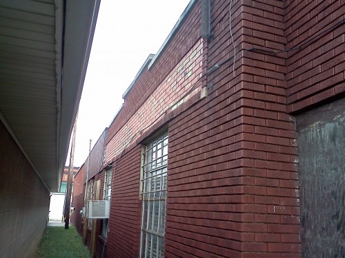 Side of building 1004 Main